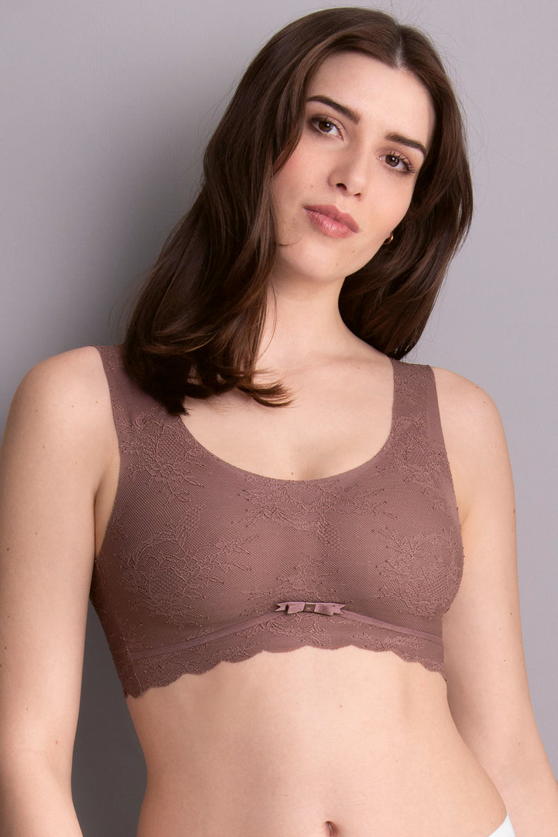 Anita Rosa Faia Essentials Lace Bralette with Cups - Berry - source image 48339
