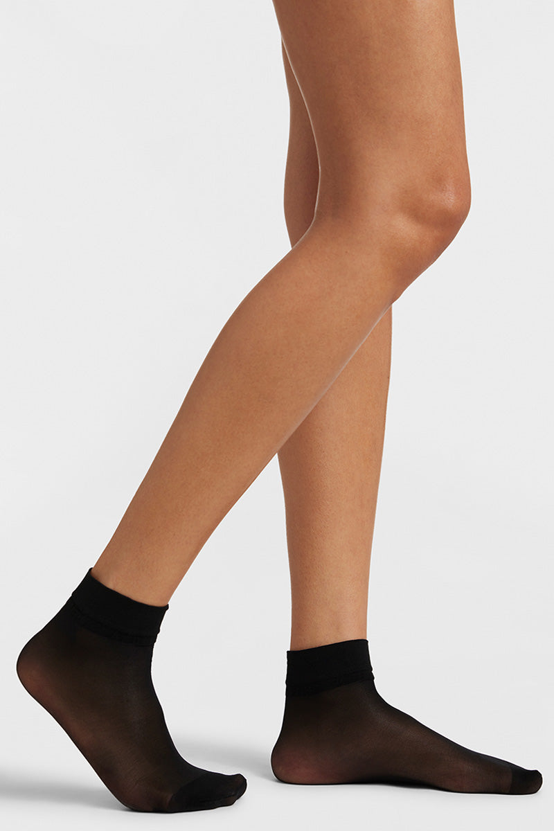 Commando Essential Sheer Trouser Socks - Black - source image 71153