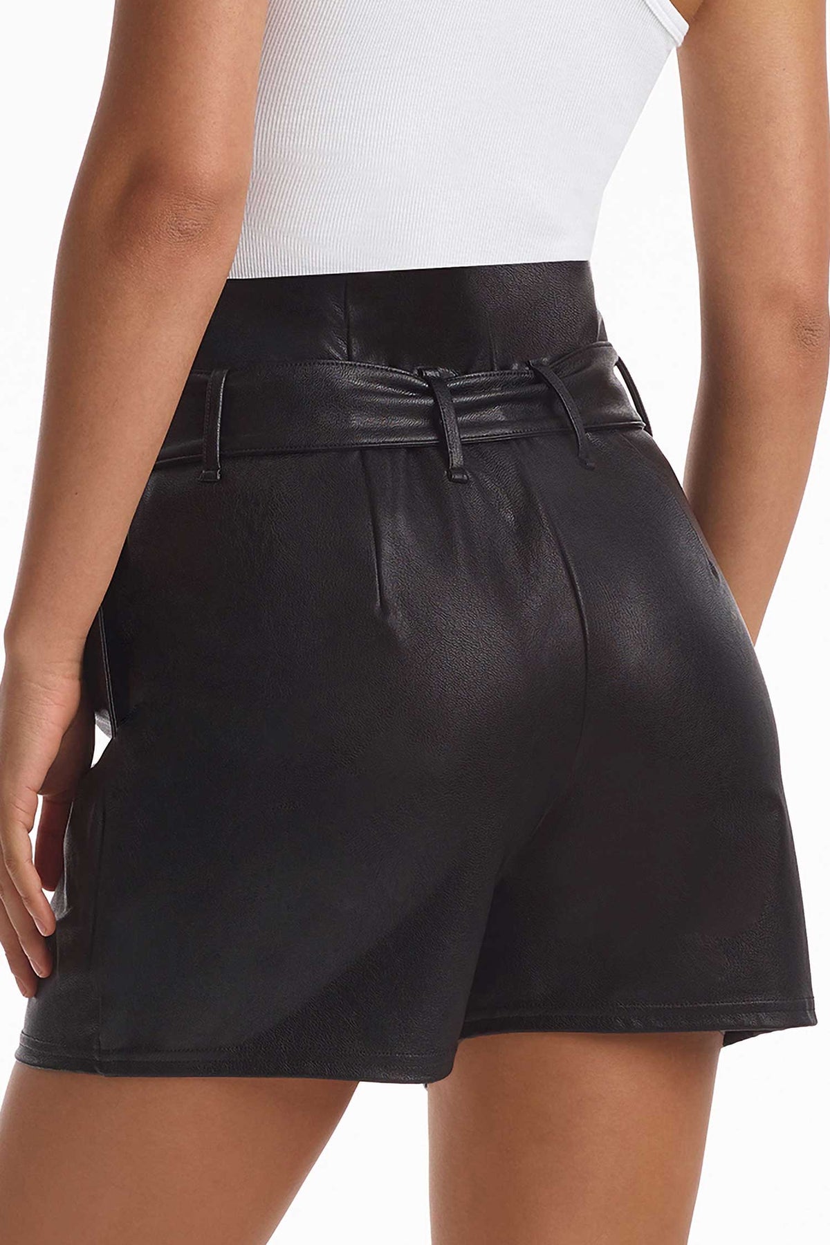 Commando Faux Leather Paperbag Short - Black - source image 57108