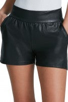 Commando Faux Leather Relaxed Short - Black - source image 57100