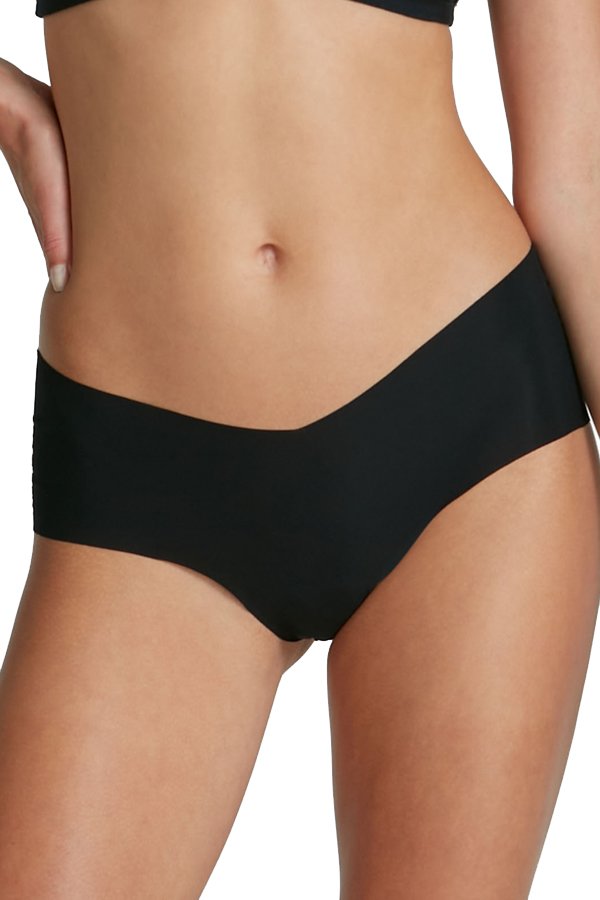 Commando Invisible Rib Short - Black - source image 64388