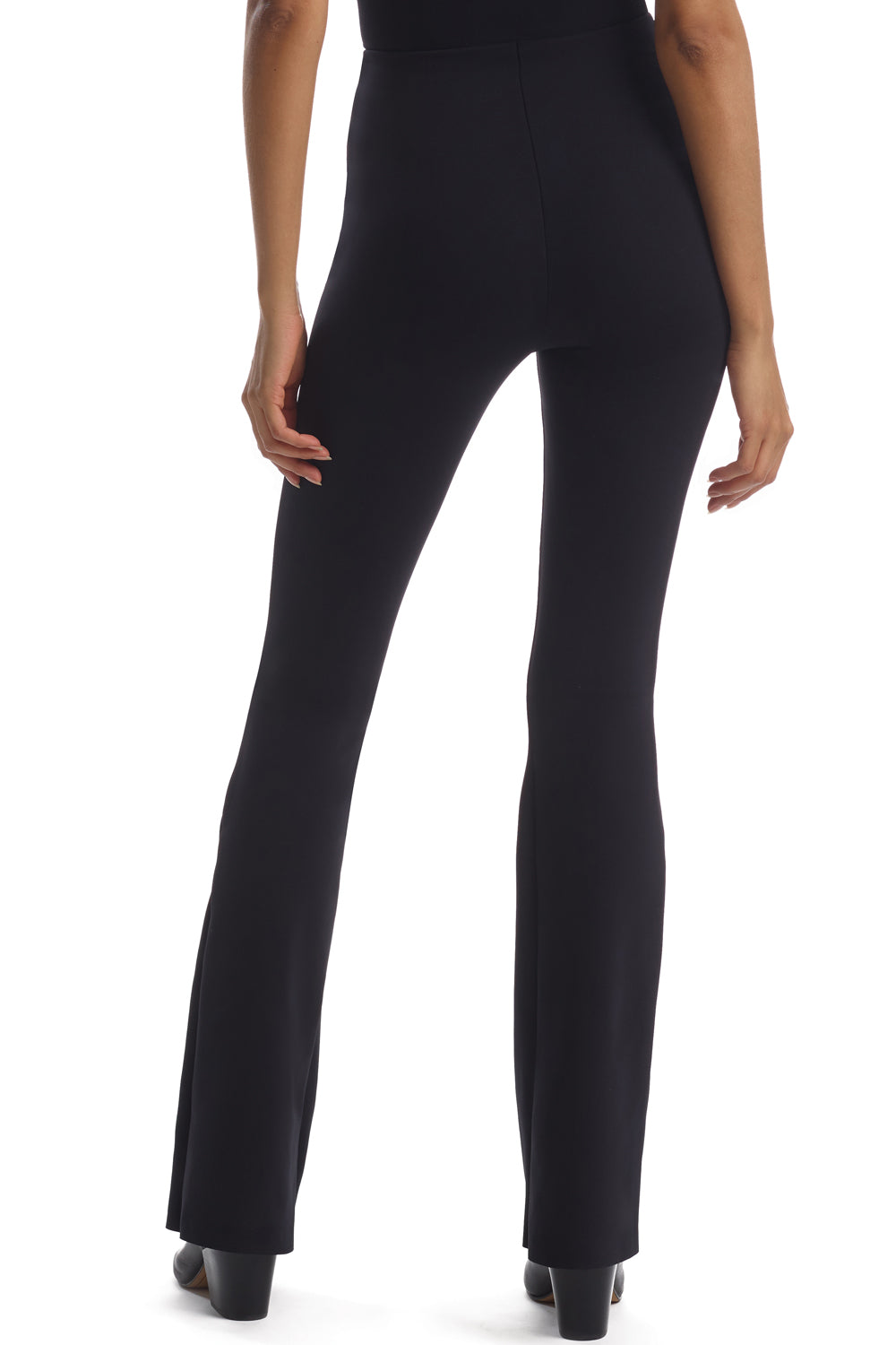 Commando Neoprene Flared Legging - Black - source image 57050