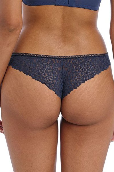 Freya Catwalk Brazilian