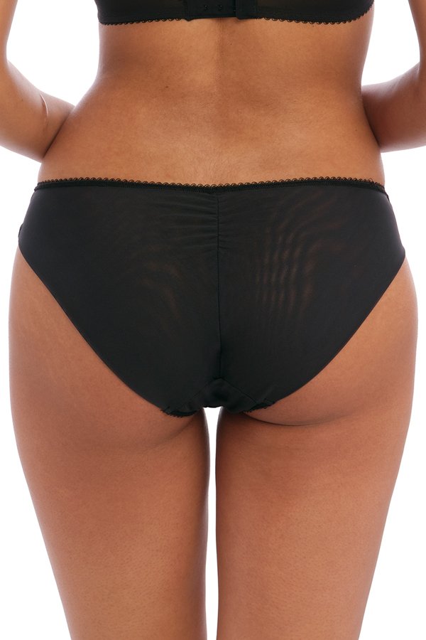 Freya Loveland Brief