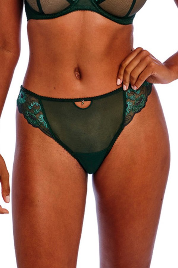 Freya Loveland Brief