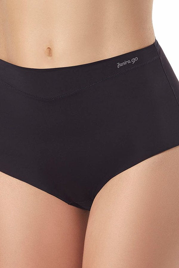 Janira Braga Active Day Brief - Black - source image 48944