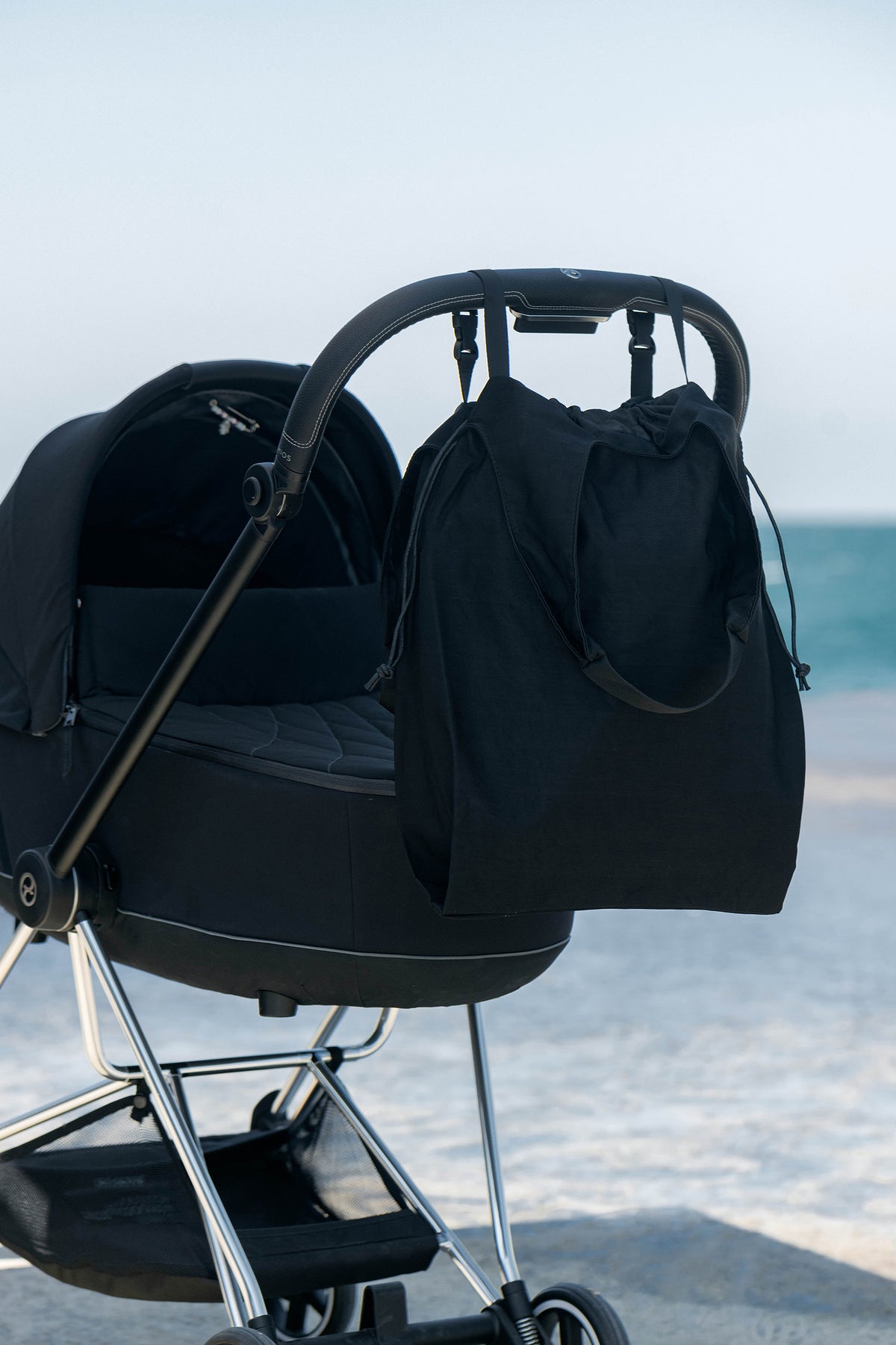 One Duo Designer Stroller Tote Diaper Bag - Black - source image 51762
