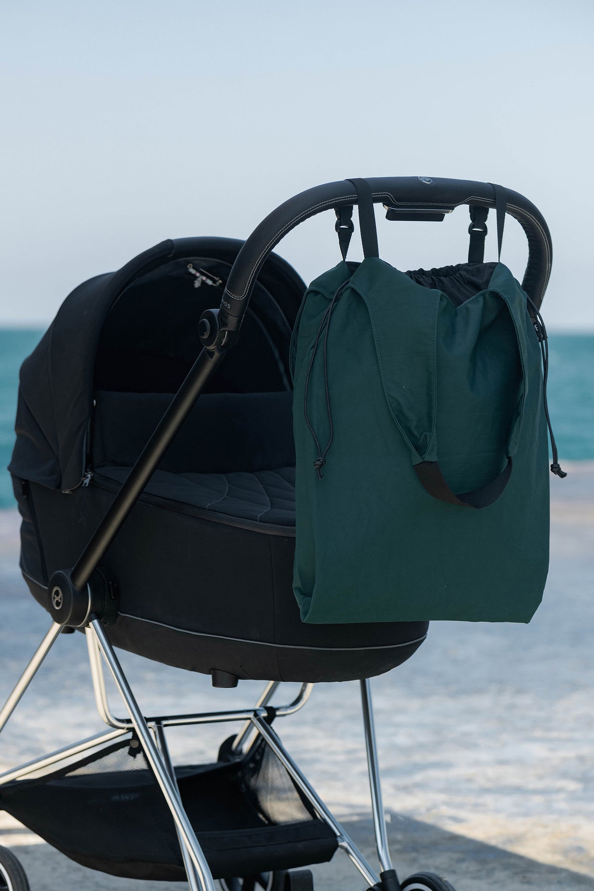 One Duo Designer Stroller Tote Diaper Bag - Green - source image 51773