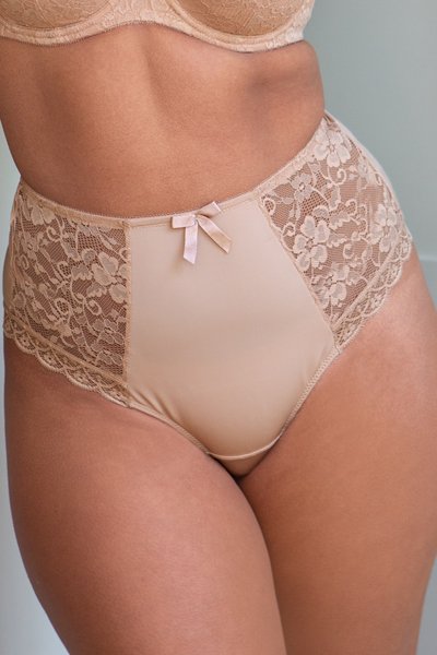 Pour Moi Rebel Deep Brief