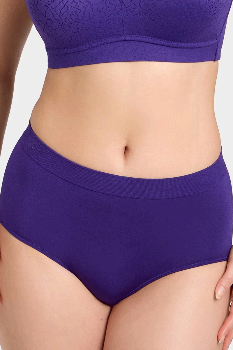 Wacoal B-Smooth® Seamless Brief - Purple Indigo - source image 72953
